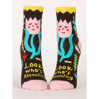 Blue Q Women's Ankle Socks "Look Who's Blooming"