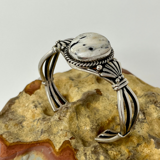 White Buffalo Solitaire Bracelet with Detailed Band