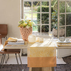 Jacquard Français Jardin d'Eden Cotton Table Runner