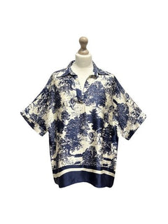 Silky Toile de Jouy Print Short-Sleeved Blouse